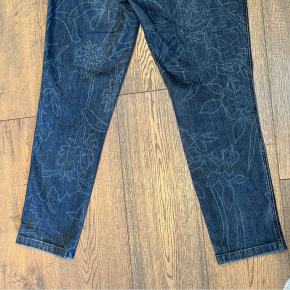 Escada Jeans Women's Size 42 12 Floral Printed Slim Bleach Blue Stretch Artsy - Picture 8 of 15